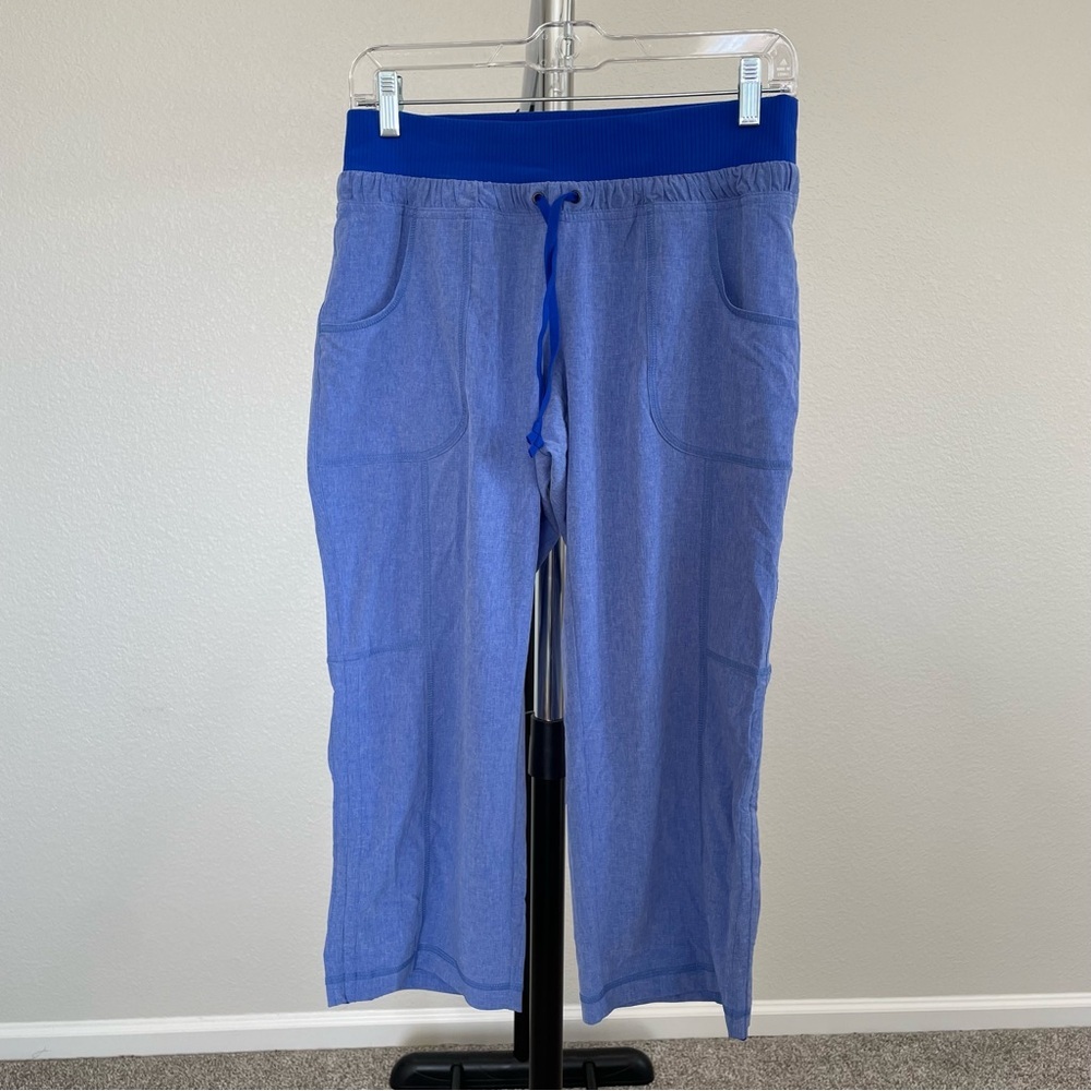 Athleta Allegro Capri Pants S/M